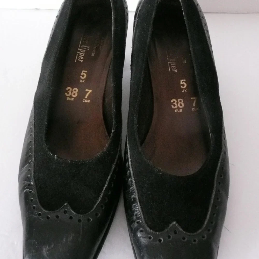 Vintage Marks & Spencer Women's Leather Uppers Black Shoes Size CDN 7 Square Toe